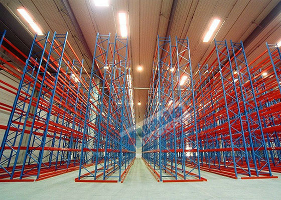 Q235 Magazynowy automatyczny system przechowywania i pobierania Power Coating Regał paletowy Regał