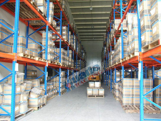 2500 kg Q235B Podwójne głębokie selektywne regały magazynowe